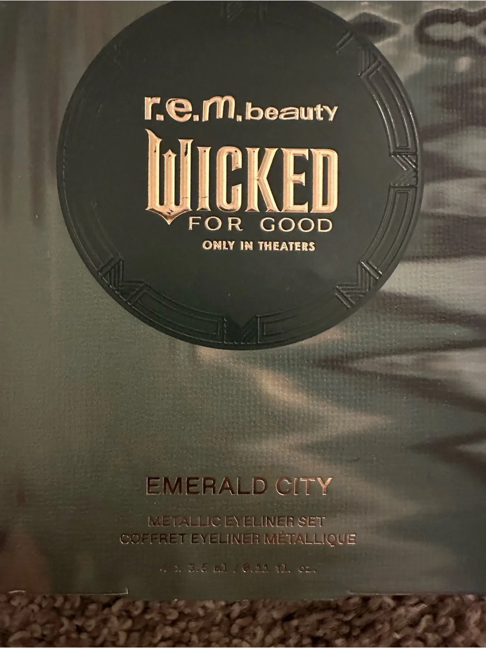 R.E.M. Beauty beauty wicked